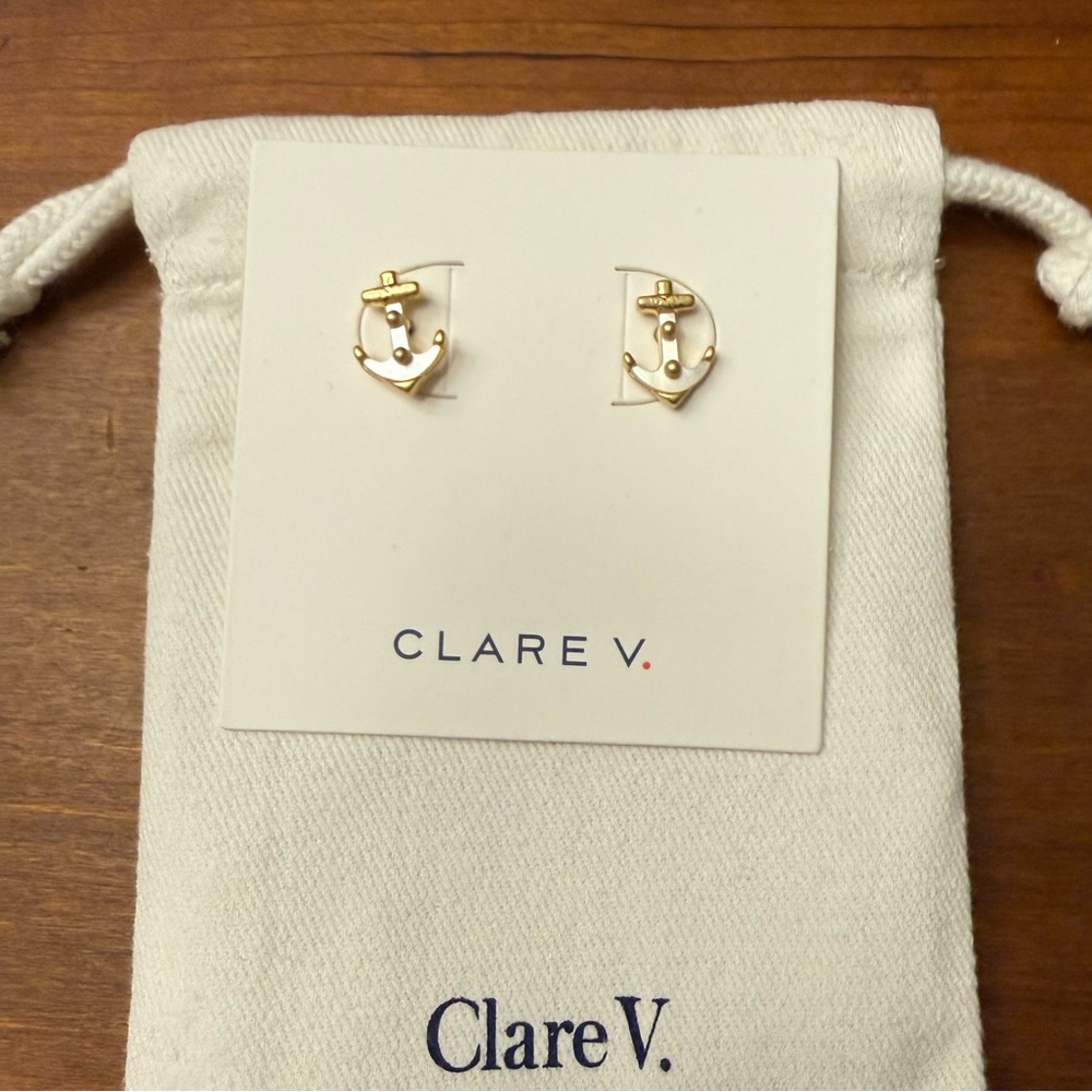 CLARE V. ANCHOR Stud earrings Mother of Pearl NWT